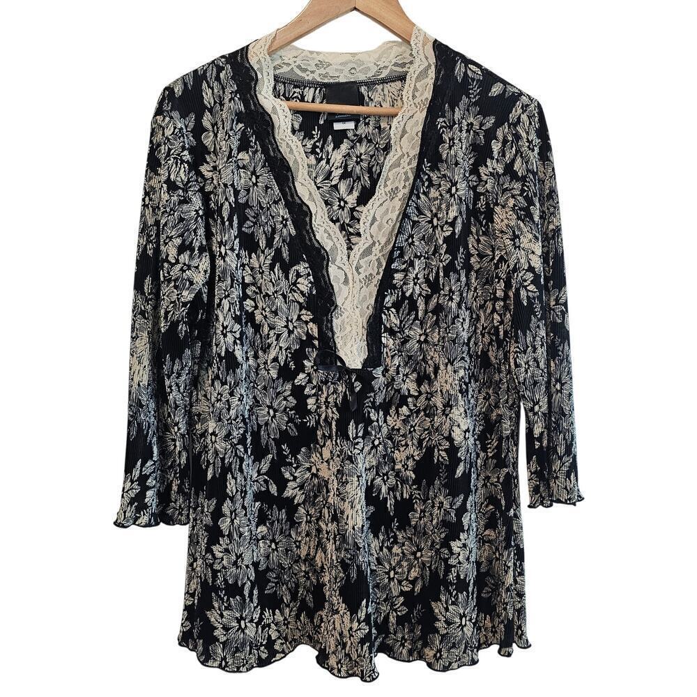 Y2K JTB Blouse Women 1X Black Lace Floral Stretchy V-Neck Retro Whimsygoth Fairy